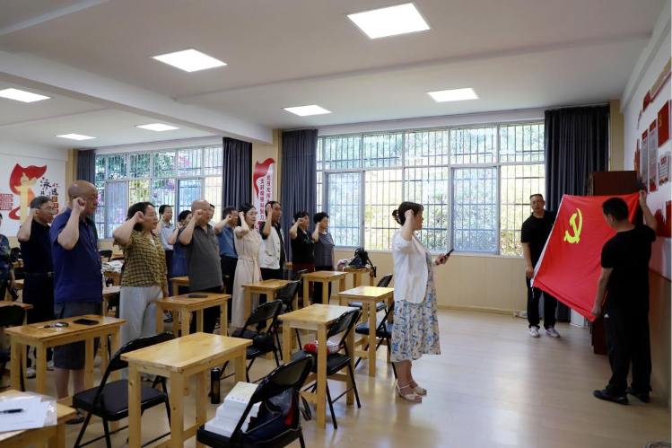 图片14 图片14