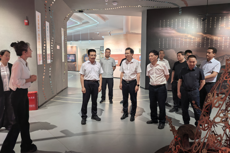 图片4 图片4