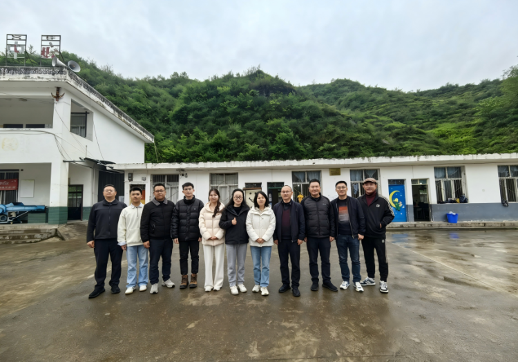 图片1 图片1